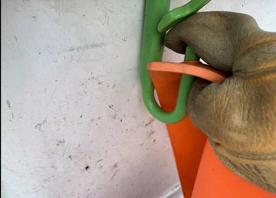 MADI - 3” Bucket Hook W/ Safety latch