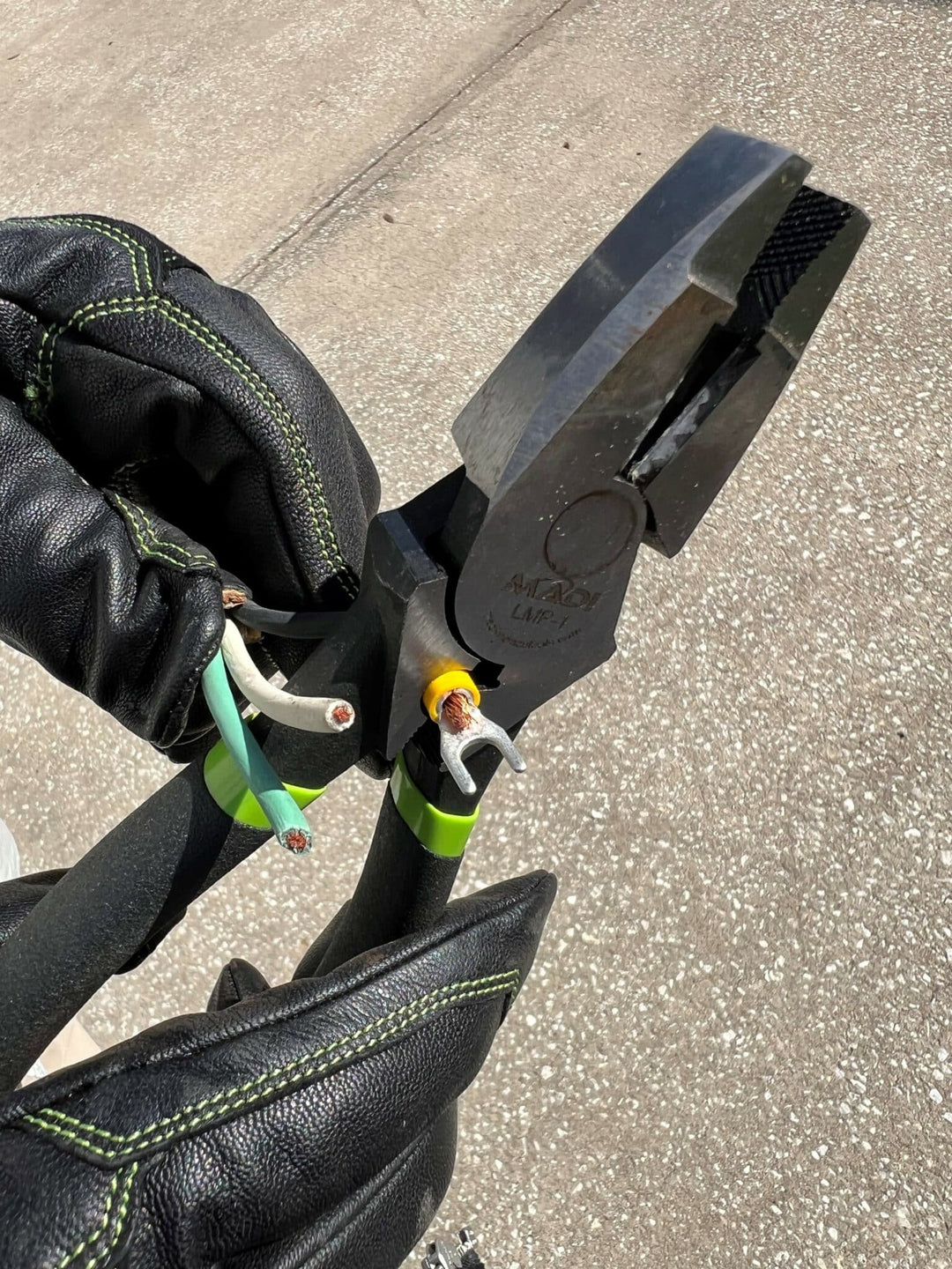 MADI - 9″ Lineman Pliers