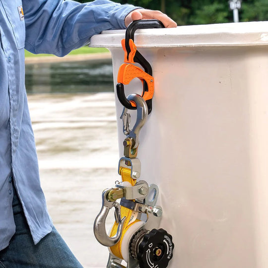 Klein 3" Lineman Locking Gate Bucket Hook - 5144LG3